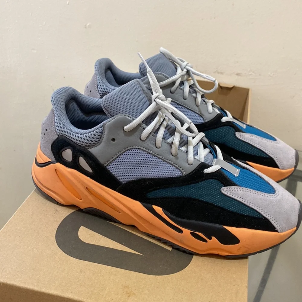 Adidas Yeezy Boost 700 Wash Orange - Picture 5 of 7